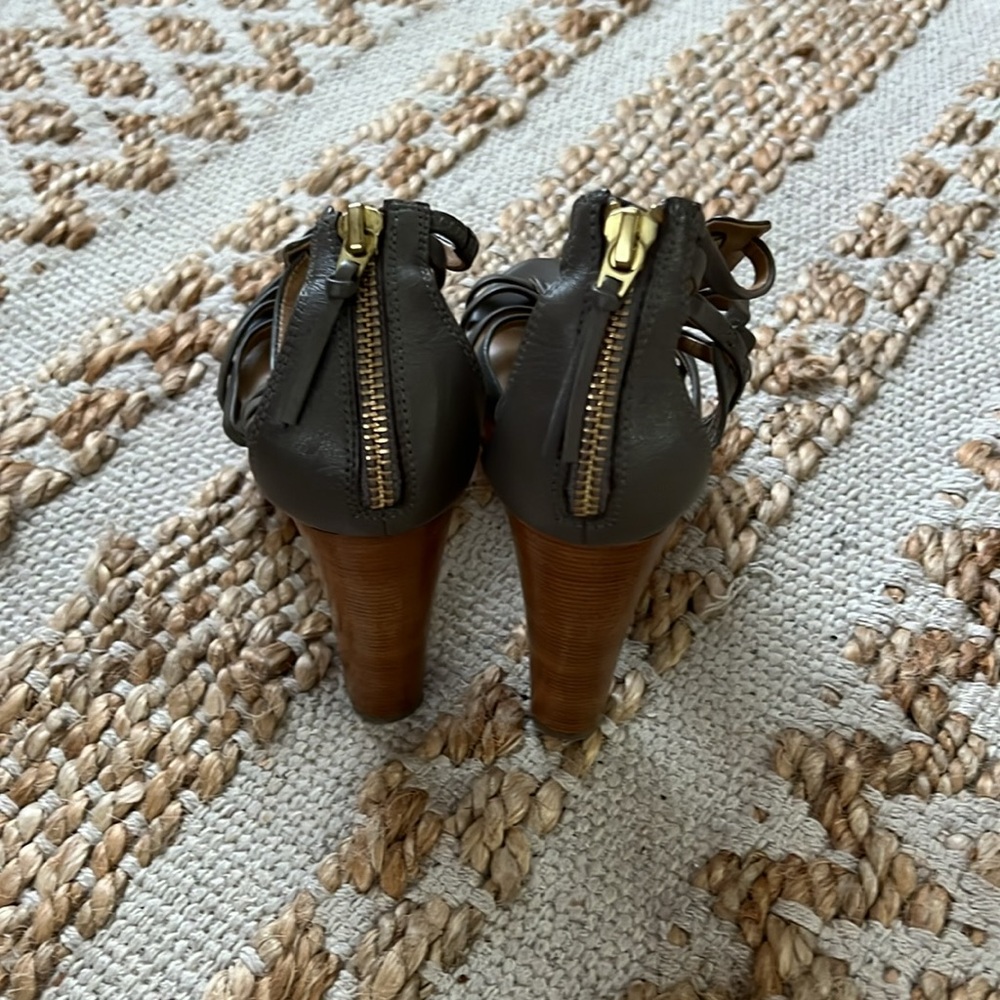 Talbots Heels - Picture 2 of 5